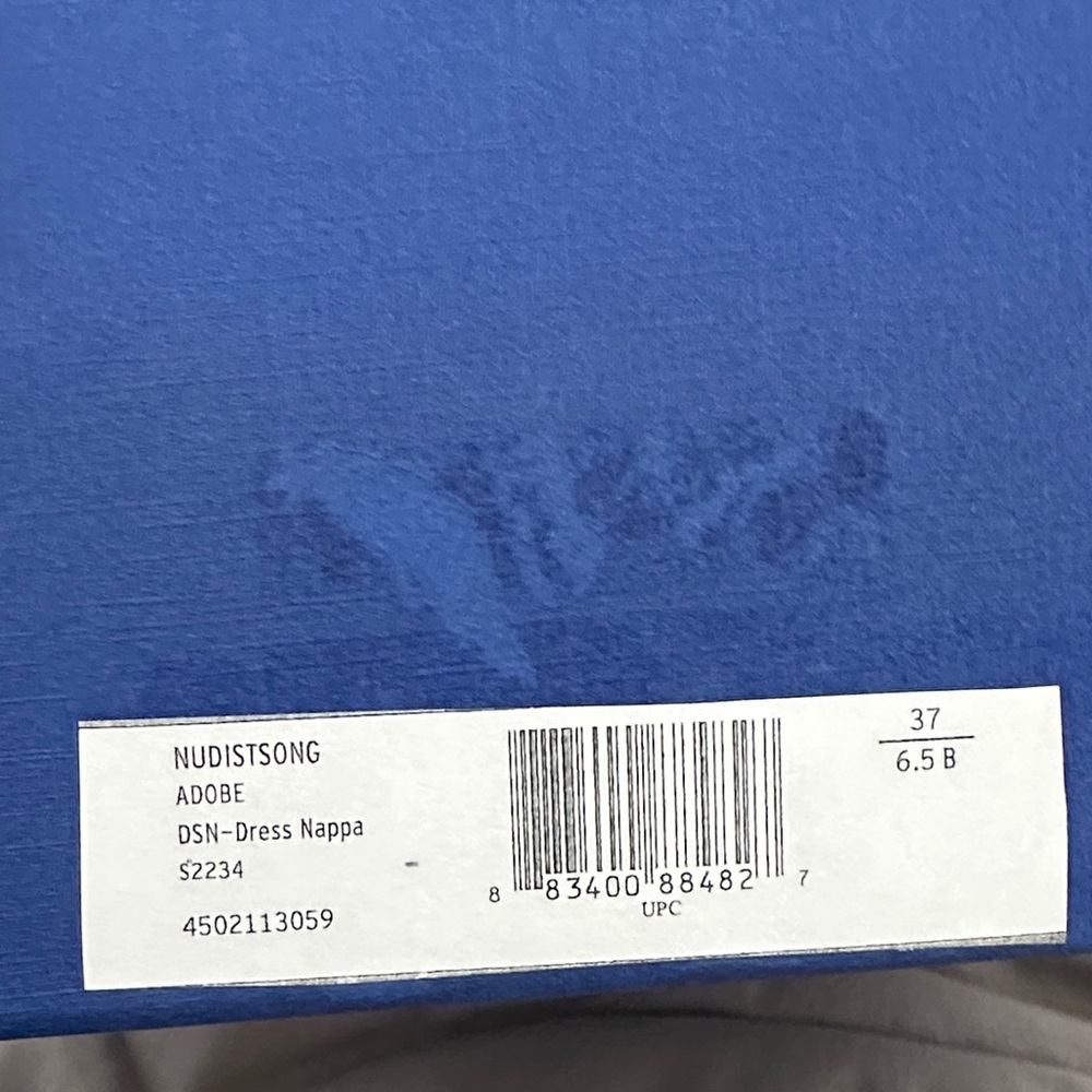 Stuart Weitzman Nudistsong Heels - Picture 6 of 7